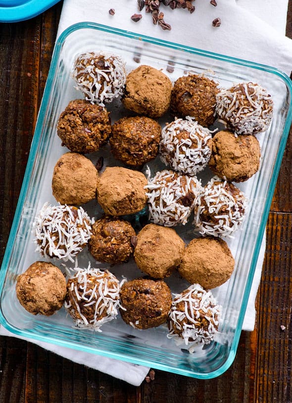 Brownie energy bites rolled into balls in glass dish.