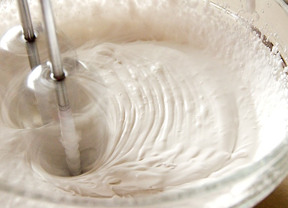 Whipping coconut cream