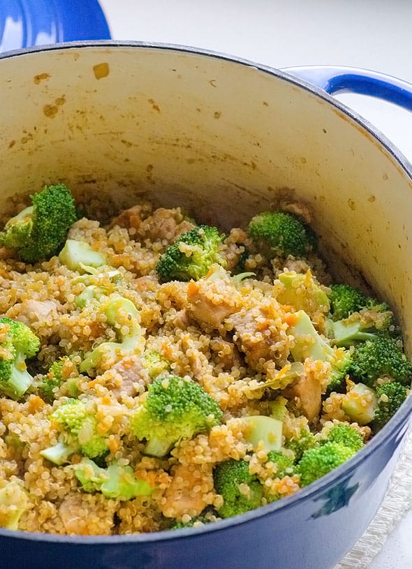 One Pot Quinoa, Chicken and Broccoli