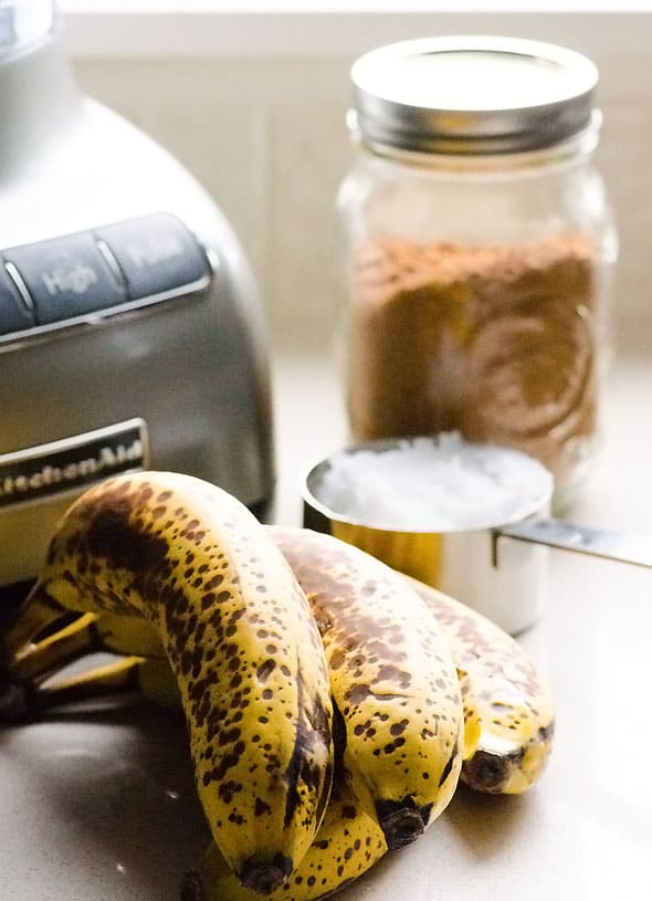 ripe bananas, coconut oil, cacao powder, food processor