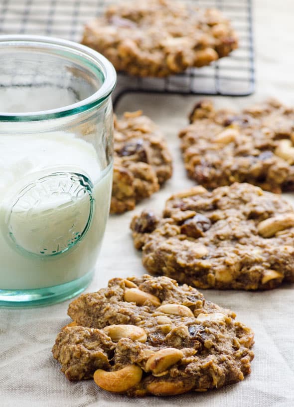 Sugar Free Oatmeal Cookies {Easy, No Chill, Healthy Recipe} - iFOODreal.com