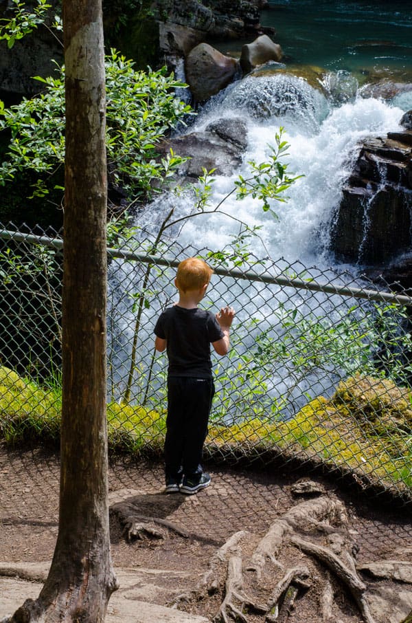 Hiking Artist Point at Mount Baker