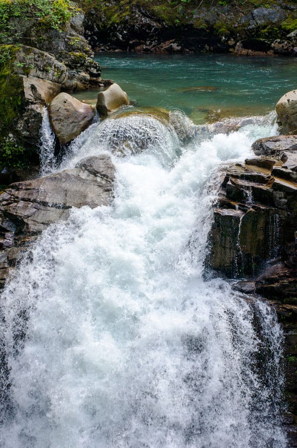 Hiking Artist Point at Mount Baker