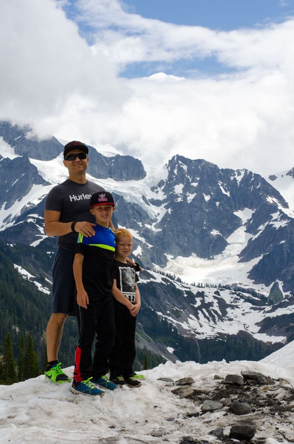 Hiking Artist Point at Mount Baker