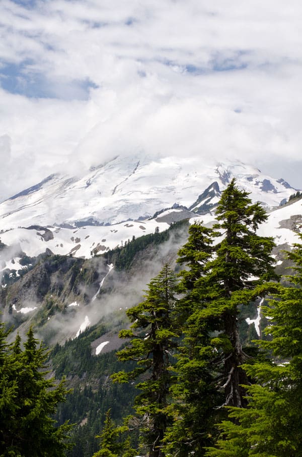 Hiking Artist Point at Mount Baker