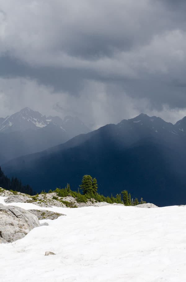 Hiking Artist Point at Mount Baker