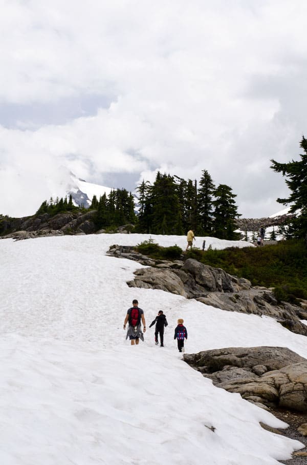 Hiking Artist Point at Mount Baker