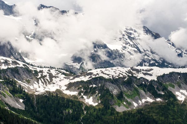 Hiking Artist Point at Mount Baker