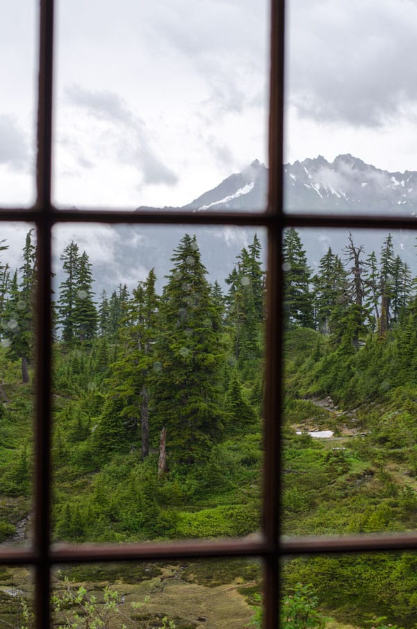 Hiking Artist Point at Mount Baker