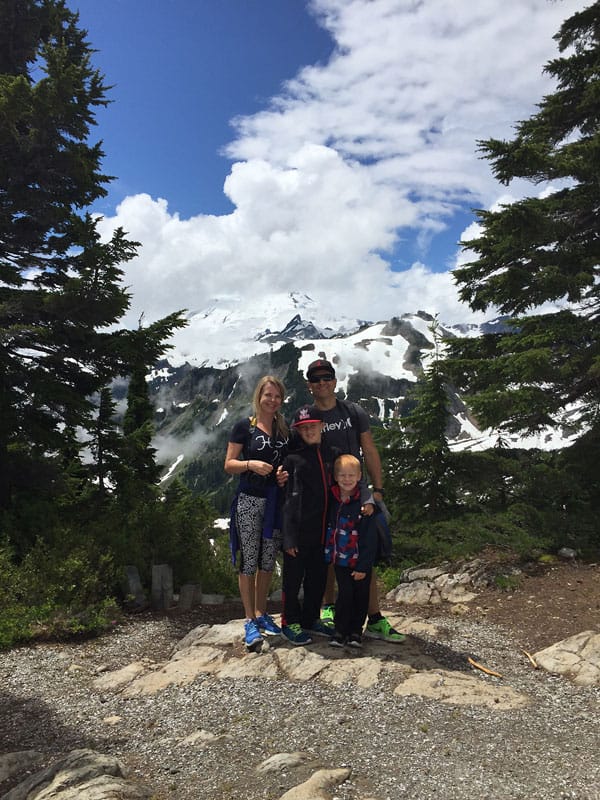 Hiking Artist Point at Mount Baker