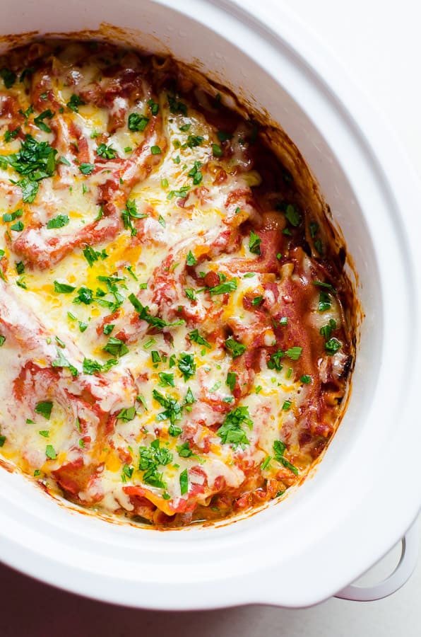 Roasted Red Pepper Lasagna in Slow Cooker with garnish