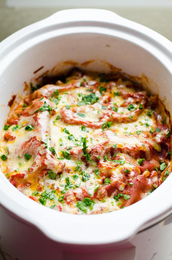 Roasted Red Pepper Lasagna in Slow Cooker