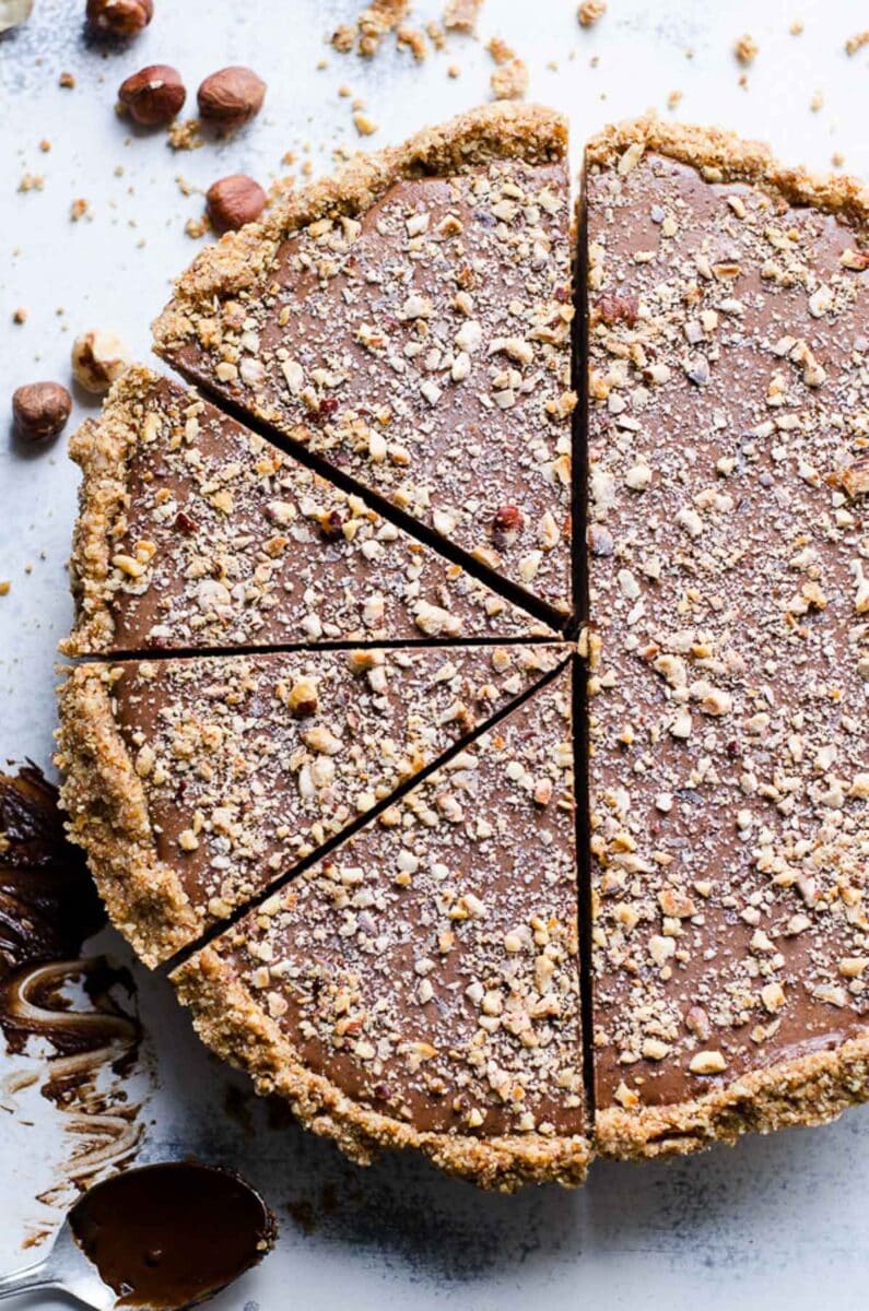 Healthy No Bake Nutella Pie - iFoodReal.com