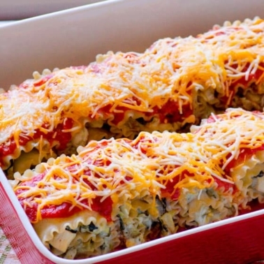 chicken lasagna roll ups