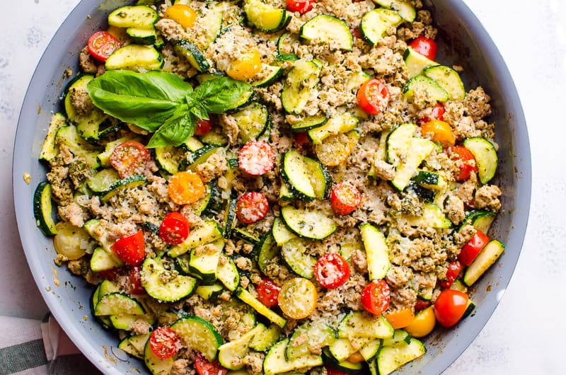 This 30 Minute Healthy Ground Turkey Zucchini Skillet with Pesto is delicious low carb one pot dinner recipe that will become your family's favourite.