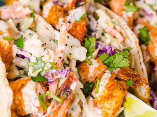 https://ifoodreal.com/wp-content/uploads/2019/04/FG-shrimp-tacos-500x375.jpg