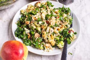 Kale and Quinoa Salad with Apples and Cinnamon Dressing