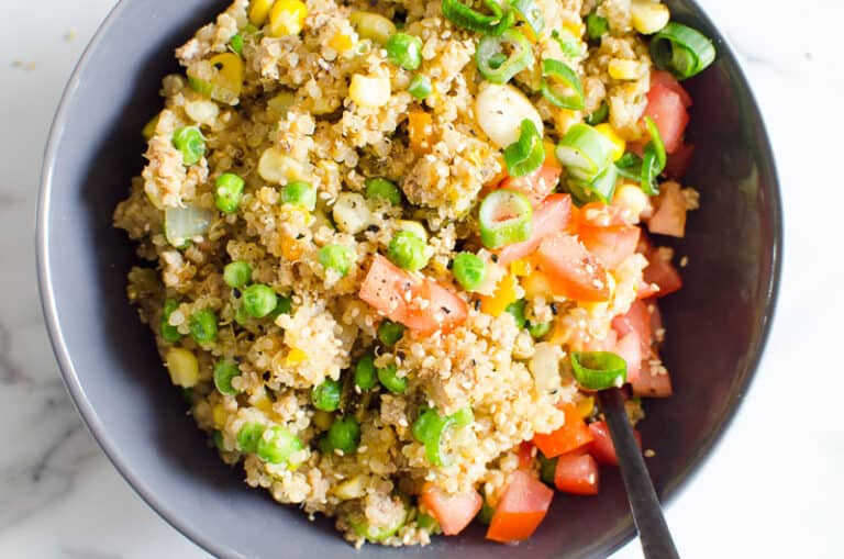 Instant Pot Ground Turkey Quinoa Bowls {30 Minutes!} - iFoodReal.com