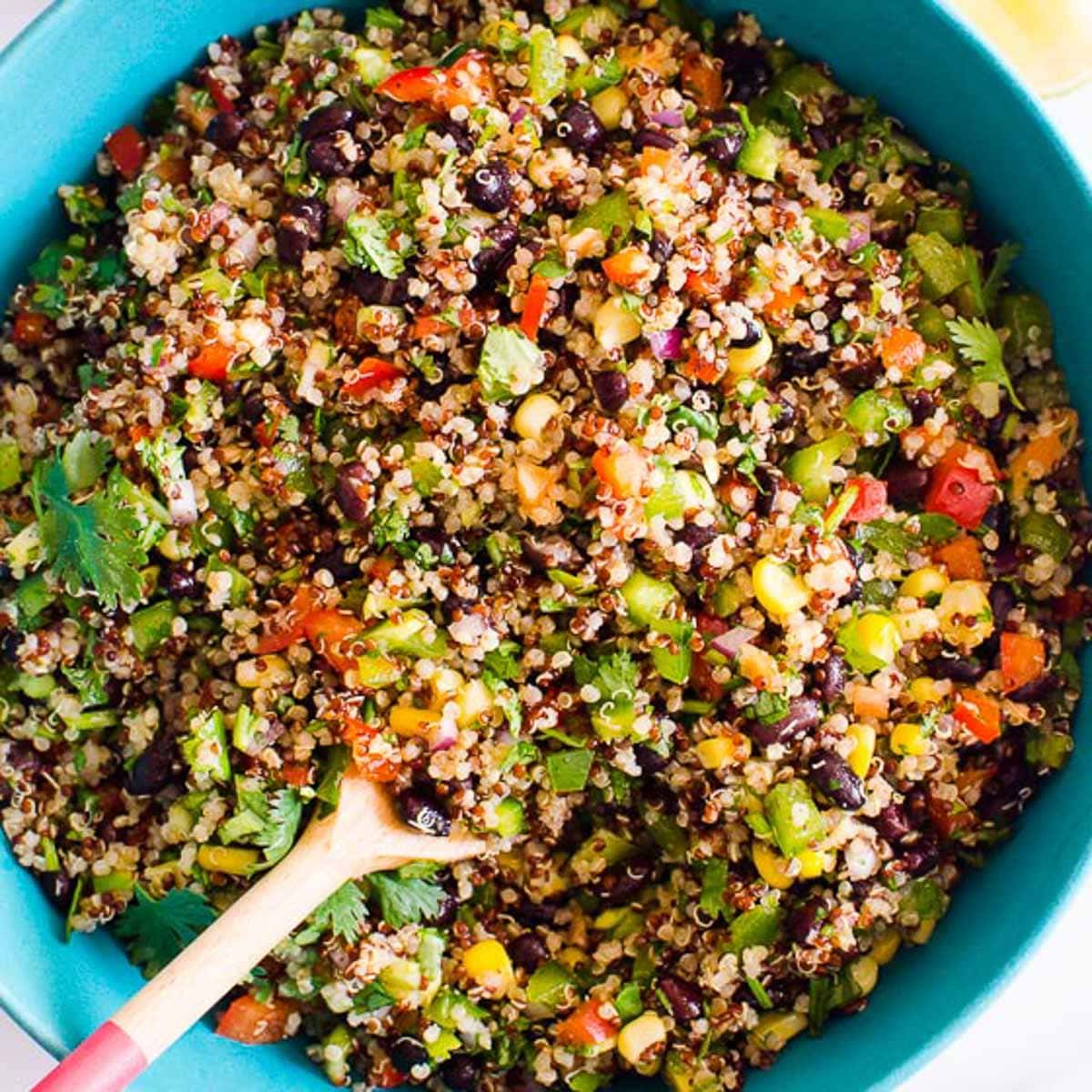 Southwest Quinoa Salad - iFOODreal.com