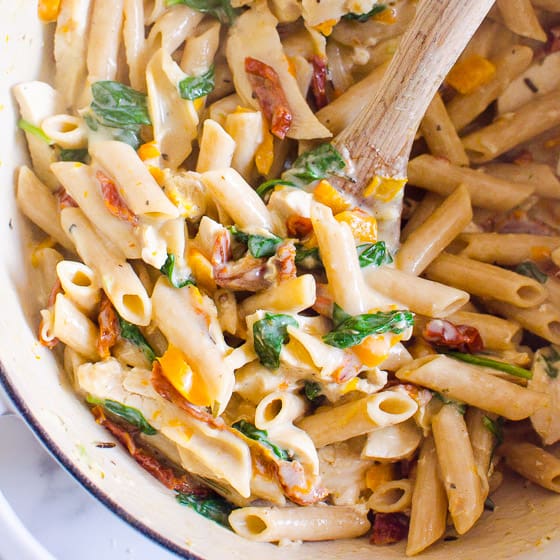 Healthy Tuscan Chicken Pasta 