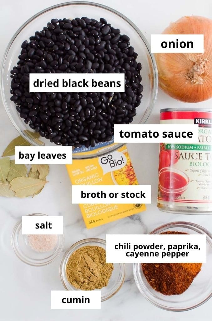 Black beans, onion, tomato sauce, stock, bay leaves, .