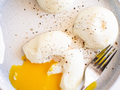 instant pot poached eggs ramekin