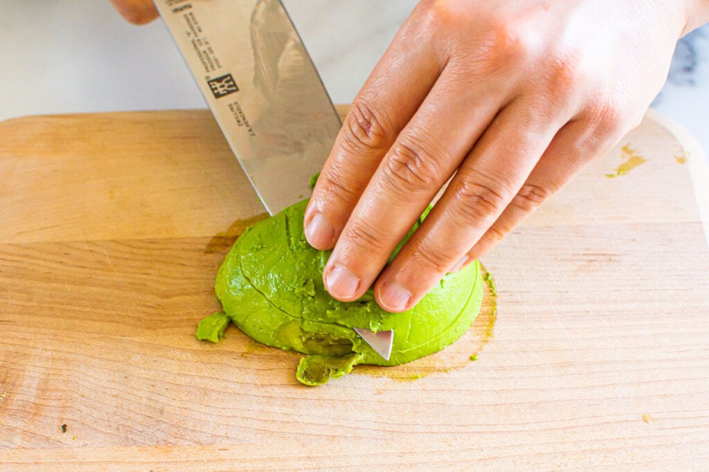 slice avocado horizontally