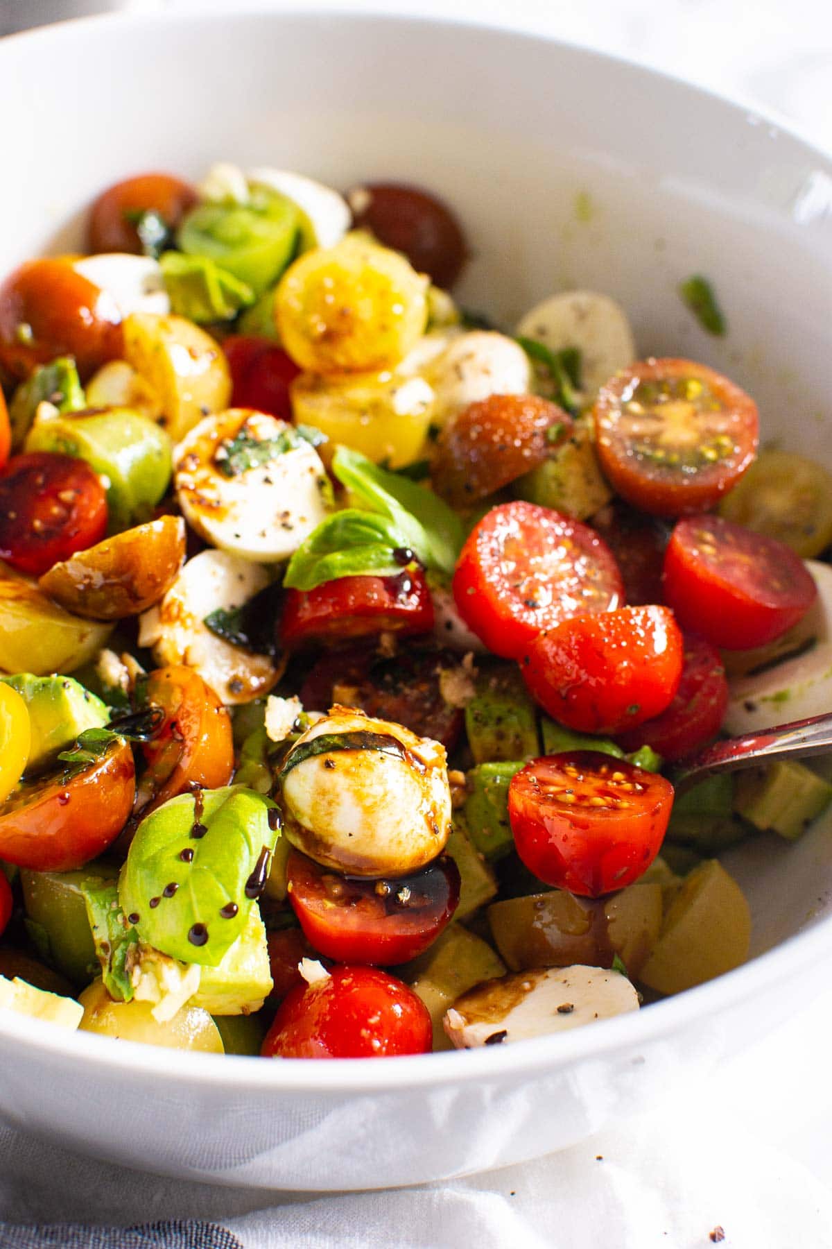 Tomato Mozzarella Salad {15 Minute Recipe!} - iFOODreal.com