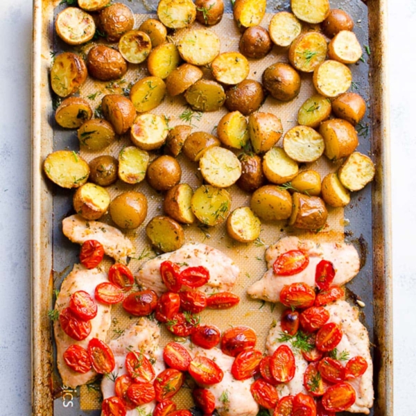 One Pan Chicken and Potatoes {Easy Dinner!} - iFOODreal.com