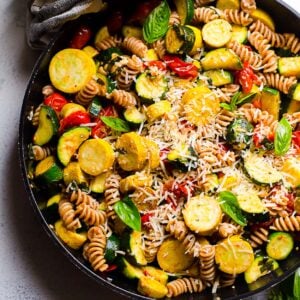 Pasta with Zucchini and Tomatoes
