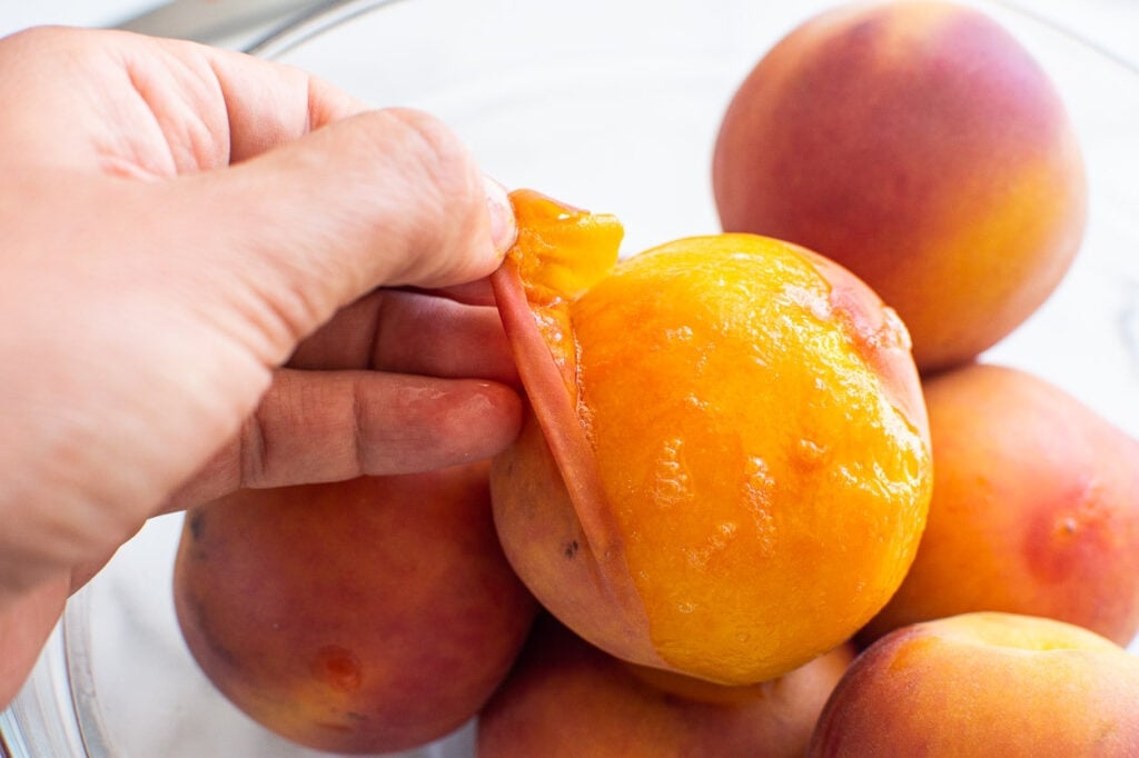 peeling peaches for cobbler