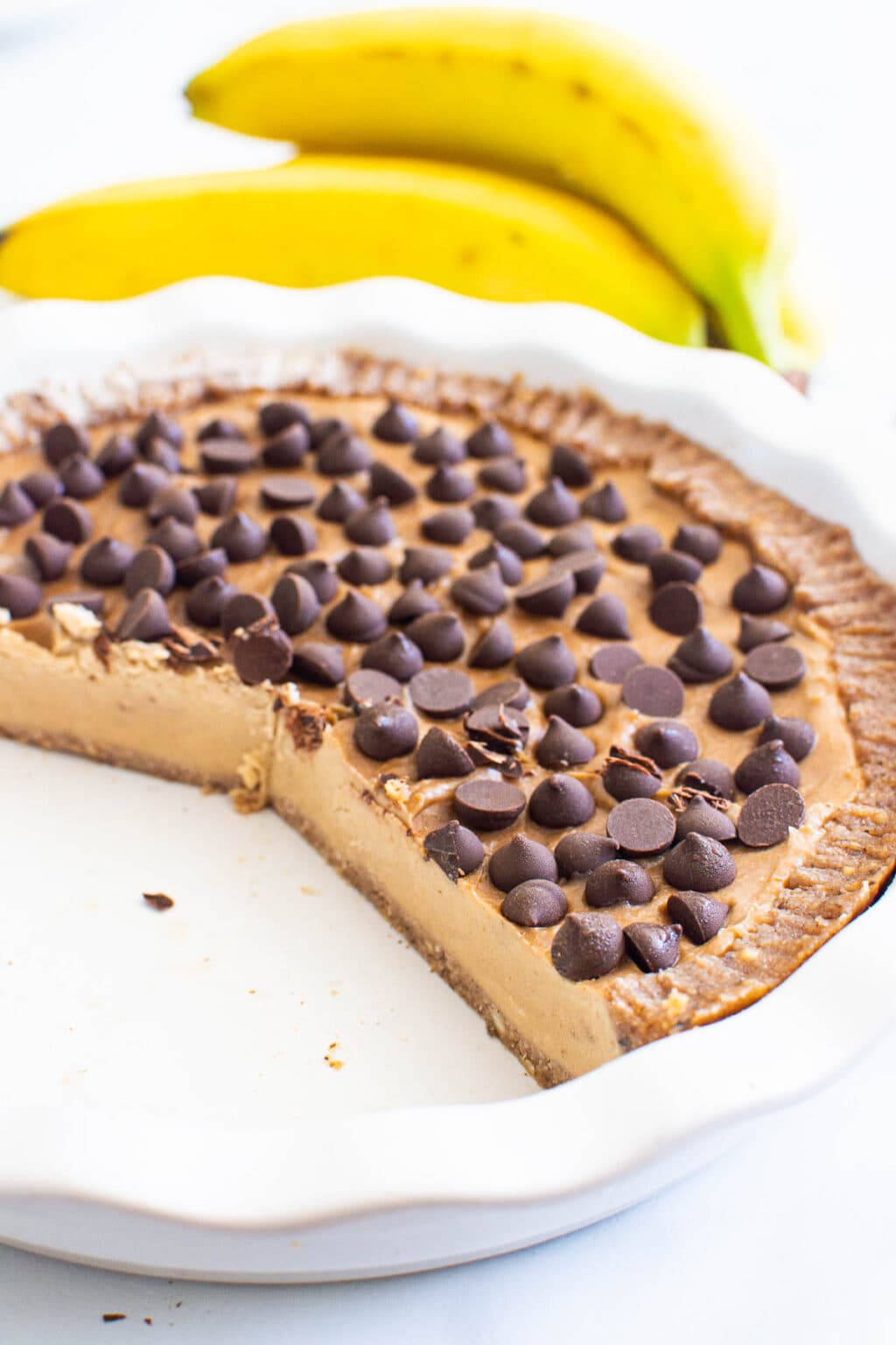 Healthy No-Bake Peanut Butter Pie