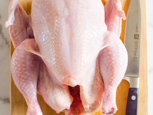 https://ifoodreal.com/wp-content/uploads/2021/07/fg-how-to-cut-up-a-whole-chicken-500x375.jpg