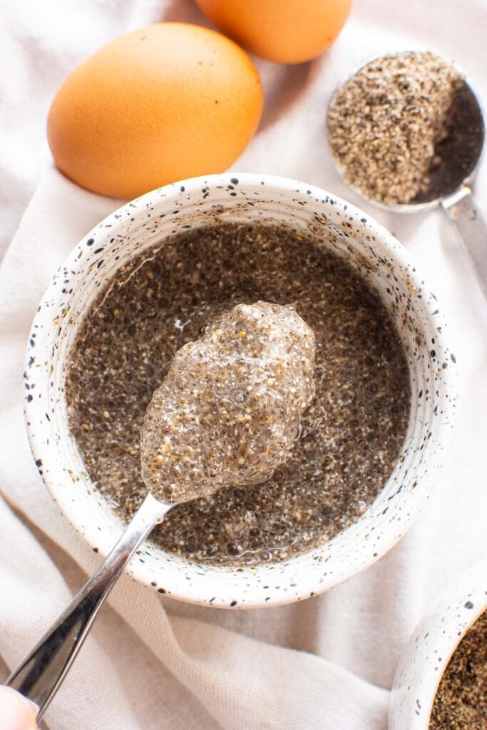 how to make a chia egg replacer