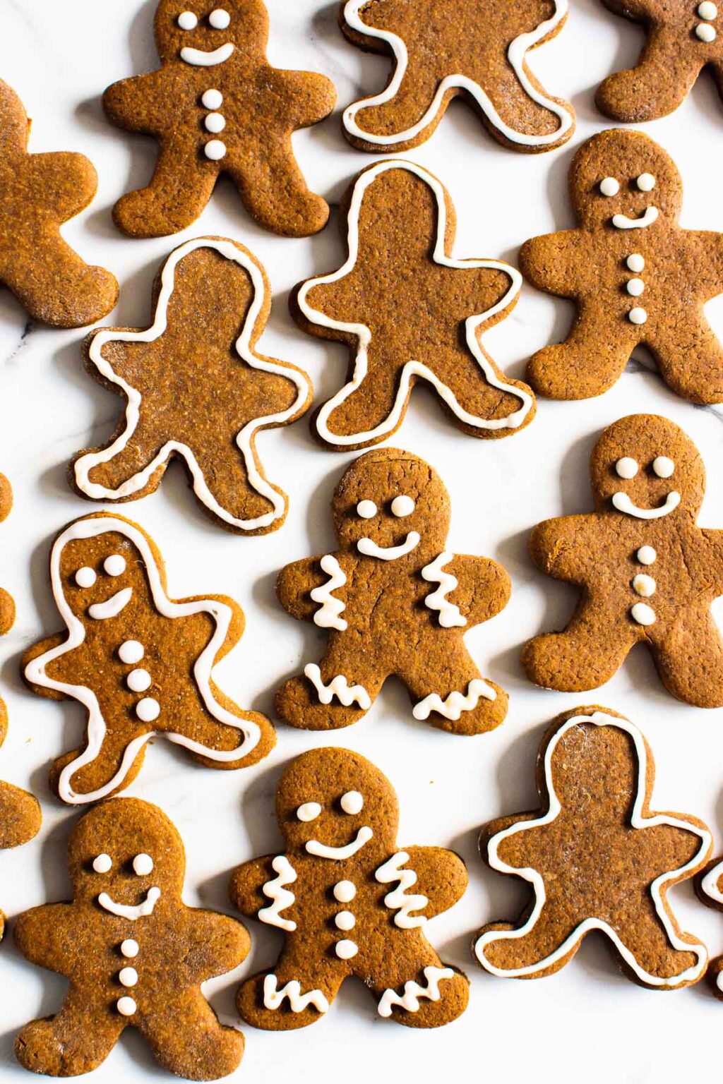 healthy-gingerbread-cookies-recipe-ifoodreal-healthy-family-recipes