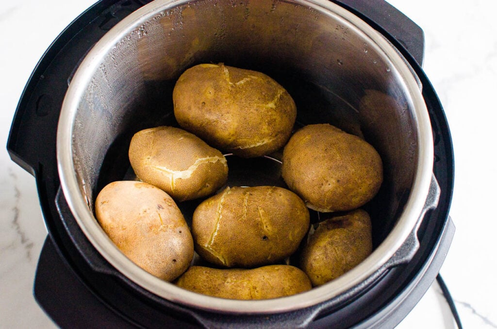 finished baked potatoes in instant pot