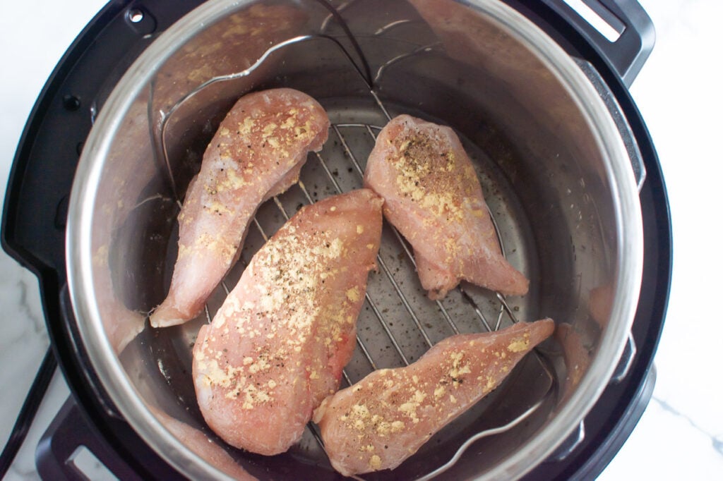 4 seasoned frozen chicken breasts in instant pot