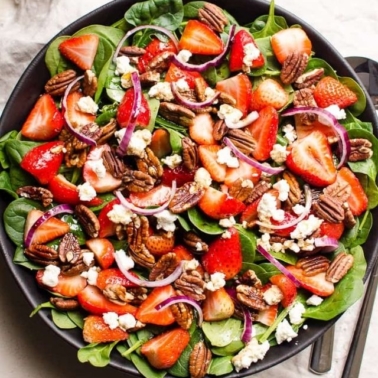 strawberry spinach salad