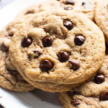 healthy chocolate chip cookies