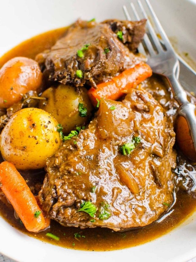 Instant Pot Pot Roast - iFOODreal.com