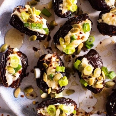 how to make stuffed dates