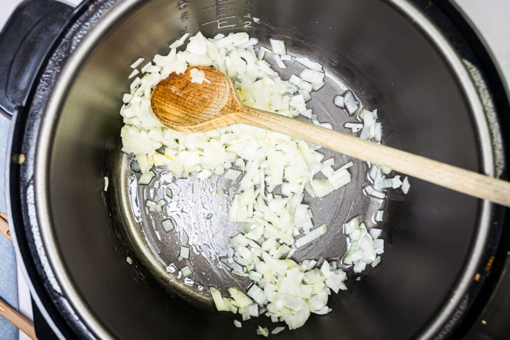 sauteing onion in instant pot