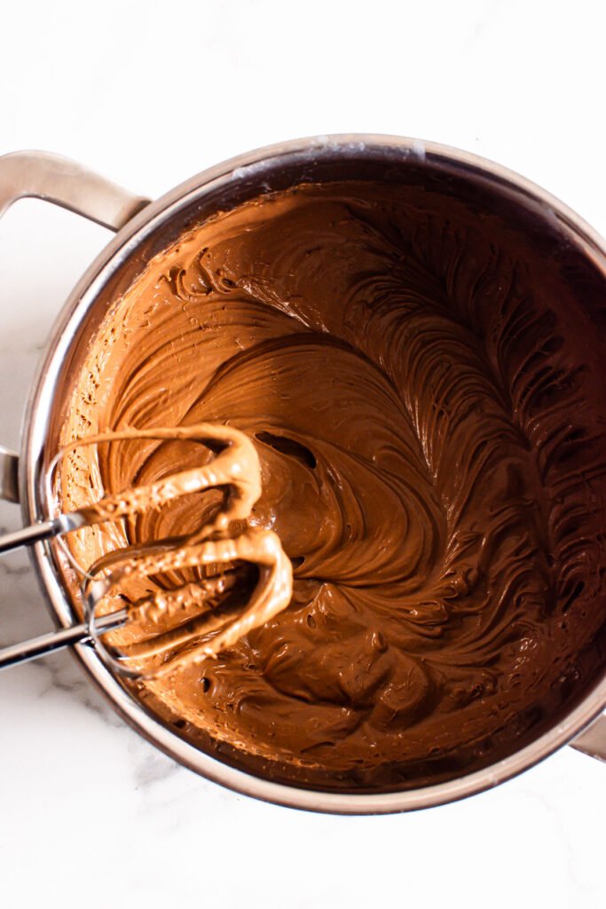 Healthy Chocolate Frosting {No Powdered Sugar}