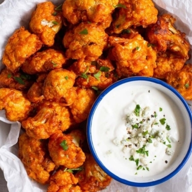 how to air fry buffalo cauliflower