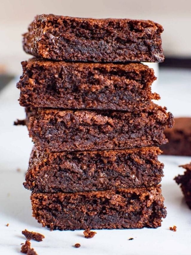 Almond Flour Brownies - iFOODreal.com