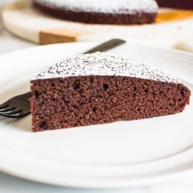 almond flour chocolate cake