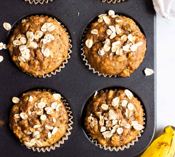 Healthy Banana Oatmeal Muffins