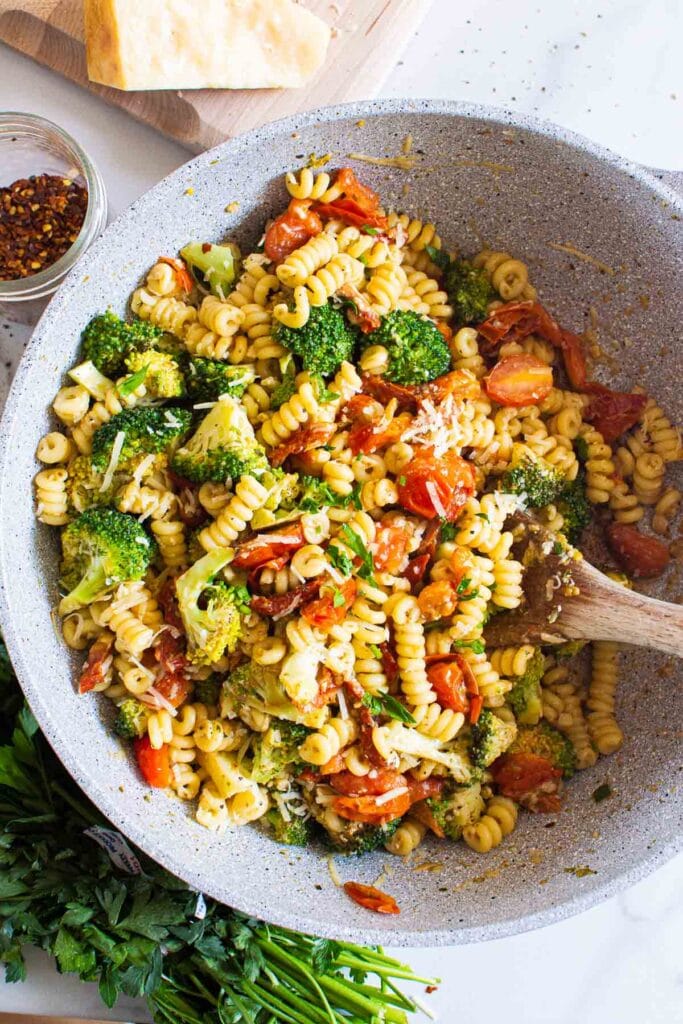 45 Healthy Pasta Recipes - iFoodReal.com