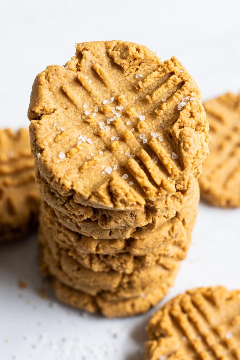 Healthy Peanut Butter Cookies {4 Ingredients!} - iFoodReal.com