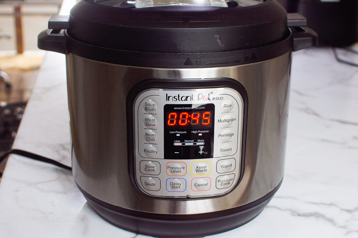 Setting Instant Pot timer to 45 minutes.